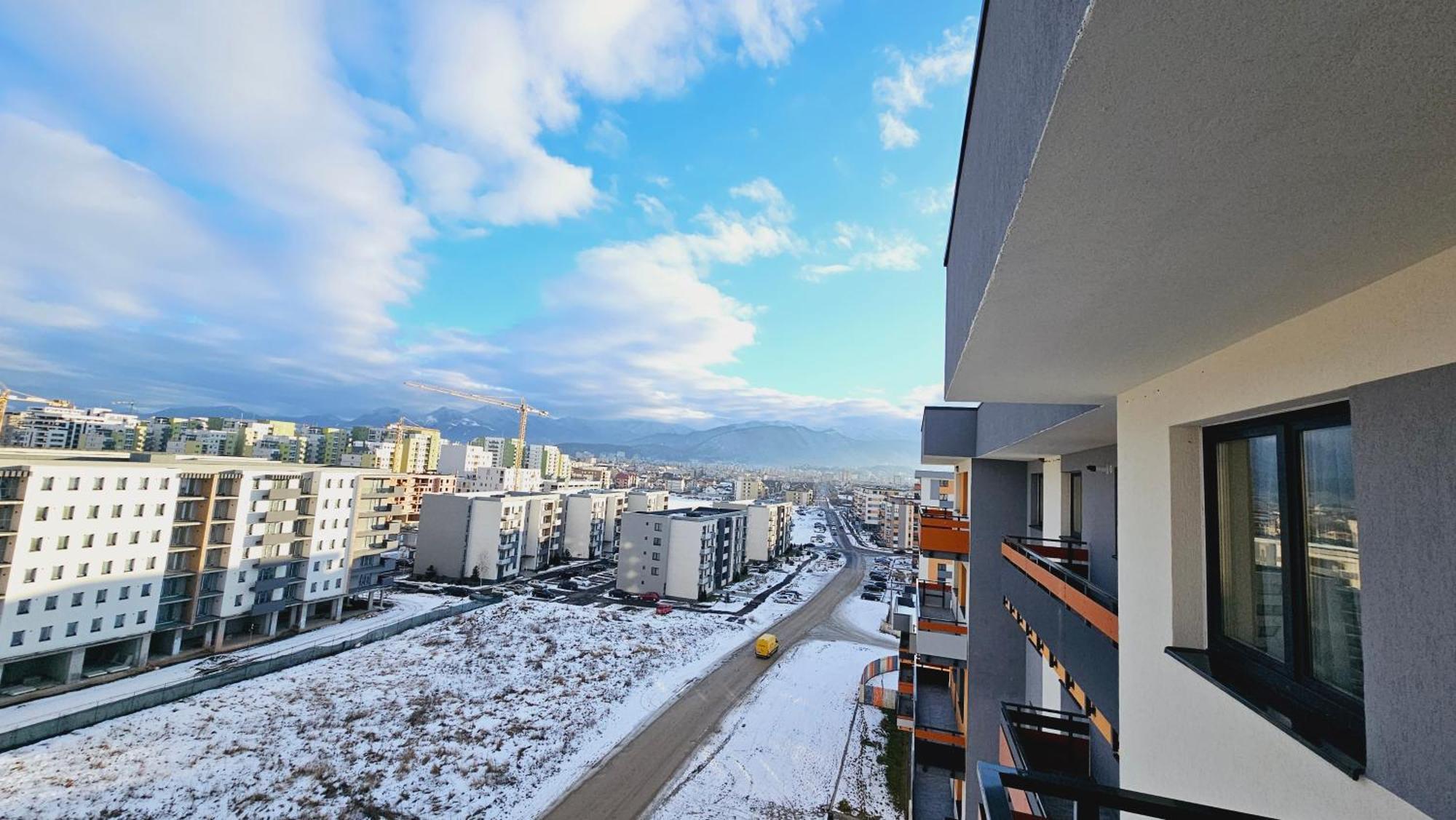 Cozy Apartments - Panoramic Suites Near Coresi Mall #Brasov Exterior photo